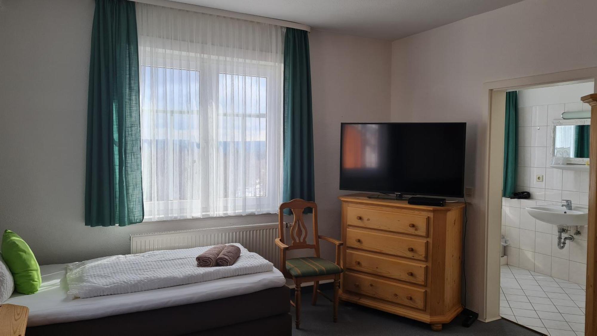 Hotel Schoene Aussicht 마써베르크 객실 사진